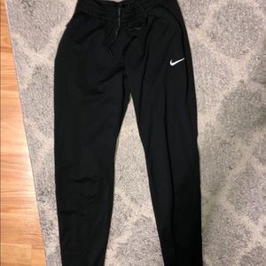 NIKE WOMENS JOGGERS